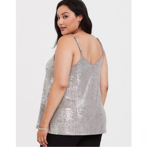 Torrid Silver Foil Hacci Swing Top - Size 3X - Picture 3 of 15